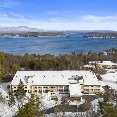 Cute Lower Level Cedar Lodge Room With Balcony & Lake Views! ลาโคเนีย ภายนอก รูปภาพ